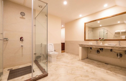 Old Manali Hotel | Bedzzz Xclusiv Baikunth Manali by Leisure Hotels
