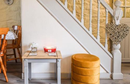 Saint Erth Praze House | Bee Cottage