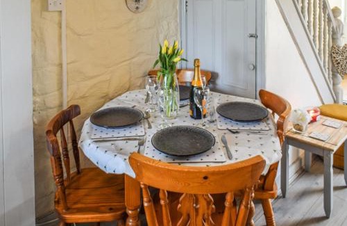 Saint Erth Praze House | Bee Cottage