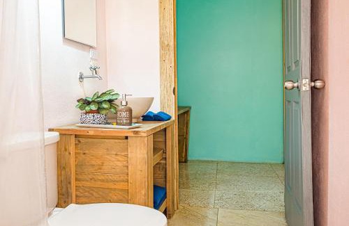 Cahuita Apartment | Bee Happy Studio