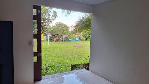 Aguas Zarcas Apartment | Bee house
