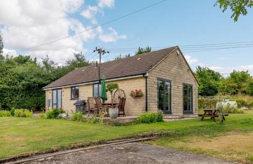 Alfreton House | Bee Keepers Cottage