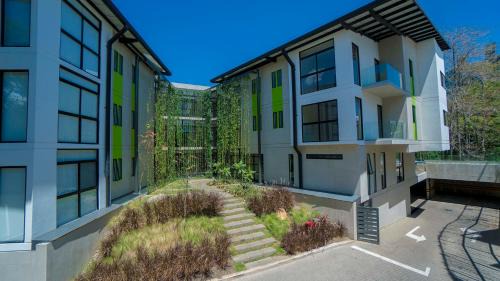 Santa Ana Apartment | BEE Suites Santa Ana
