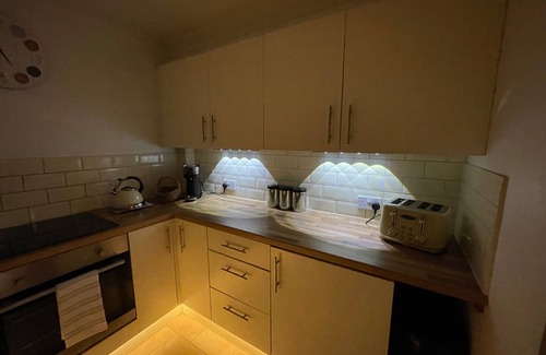 Norwich Apartment | Bee Temple Entire Spacious 3-Bed Apartment