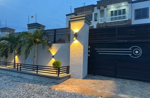 Accra House | Beeba's Suite