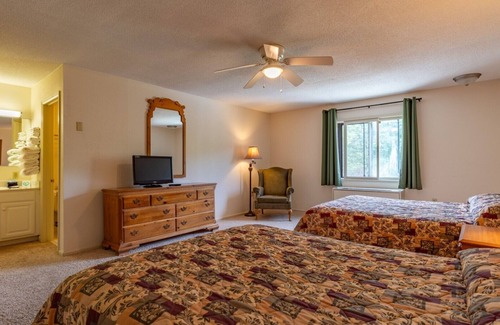 Beech Mountain Hotel | Beech Mountain Condo Near Parkway