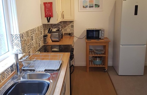 Callington Apartment | Beechcroft 2 bed part house complimentary BT & TNT Sports, Sky Cinema 55" TV