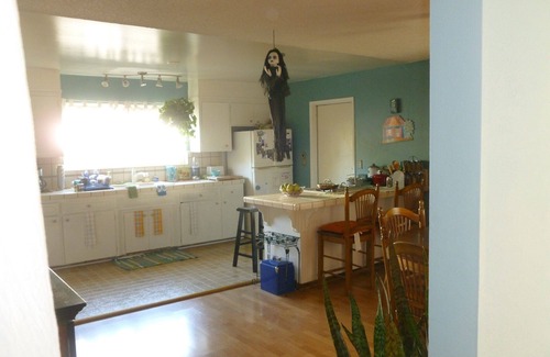 Marina House | BeeZee's Coastal Retreat.FOG PLAY. A place, of Healing.Namaste