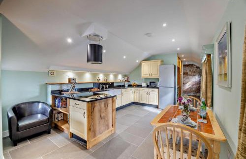 Louth House | Beggars Retreat