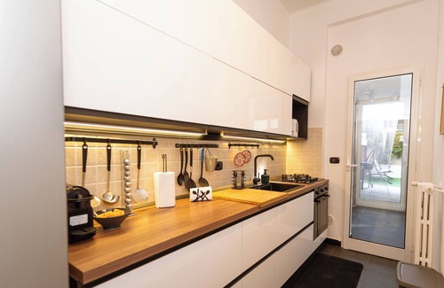 Municipio 2 Apartment | [Behomes] Peaceful Retreat w Sauna near S.Central
