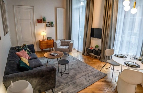 Jacquard - Prefecture Apartment | Beige Hospitalité - Romy - hypercentre - 2 bedrooms - parking