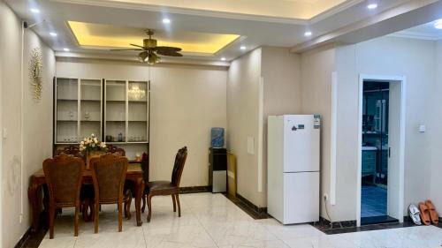 Shuangjing Apartment | Beijing City center - Deluxe Twin Bed Room with Queen beds