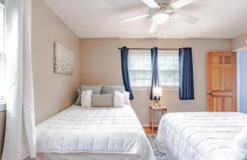 Mobile House | Bel-Air Bungalow- close to Midtown Highways and Downtown Mobile