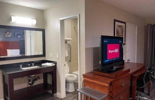 Tustin Hotel | Bel Air Motor Hotel
