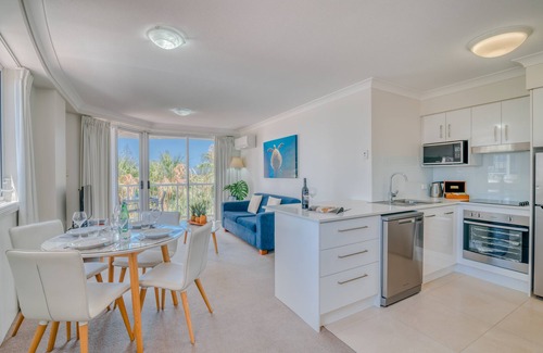Broadbeach Apartment | Bel Air on Broadbeach