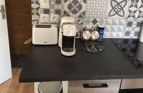 Quartier Pasteur Apartment | Bel Appartement 5 Centre 500m Quai de Seine Wifi