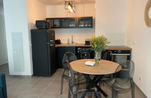 Menton Apartment | Bel Appartement au calme avec parking