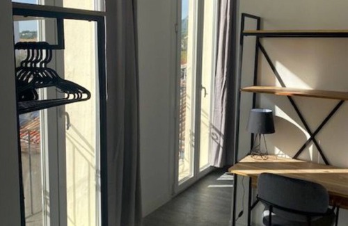 Aubagne Apartment | BEL Appartement Centre Aubagne Climatise