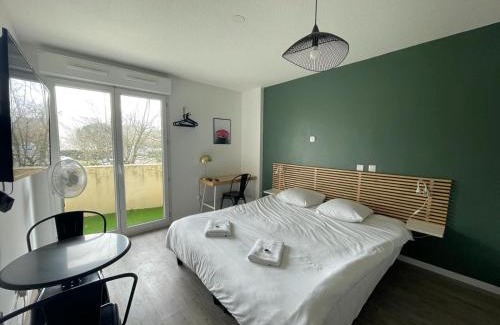 Cenon Apartment | Bel appartement design tout confort (Parking Gratuit) à 10 minutes de Bordeaux