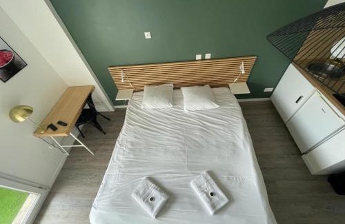 Cenon Apartment | Bel appartement design tout confort (Parking Gratuit) à 10 minutes de Bordeaux