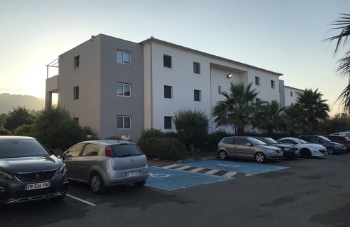 Moriani-Plage Apartment | Bel Appartement Ensoleillé, 3 Chambres Pour 6 Personnes, à Proximité de la Plage