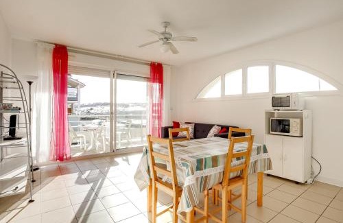 Biscarrosse Plage Apartment | Bel appartement T3 à 50m de la plage, balcon, parking, pour 4 - FR-1-521-14