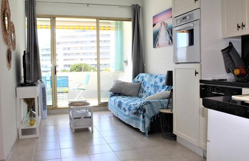 Villeneuve Loubet Beach Apartment | Bel appartement 3 pièces avec terrasse et parking à Villeneuve-Loubet Plage - FR-1-252A-84