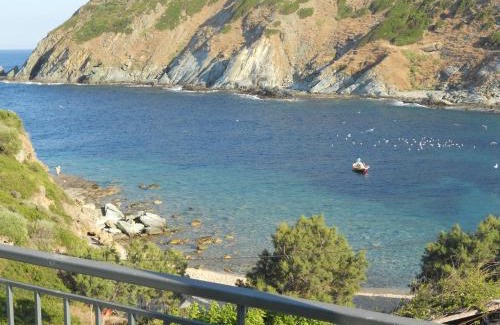 Agii Apostoli House | Bel Mare