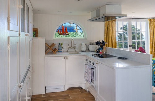 Saint John House | Bel-Nor-Cot - One Bedroom House, Sleeps 2