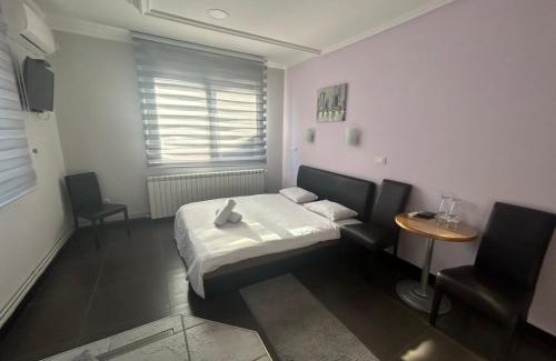 Novi Beograd Apartment | Bela Ruza