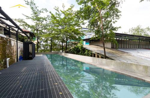 Kampung Kuchai Apartment | Belakang Kong Heng Ipoh Hotel