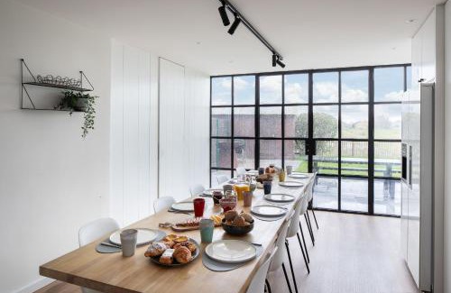 Westende House | Belcoast Guesthouse