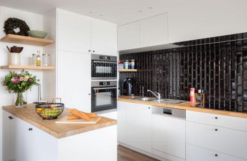 Westende House | Belcoast Guesthouse