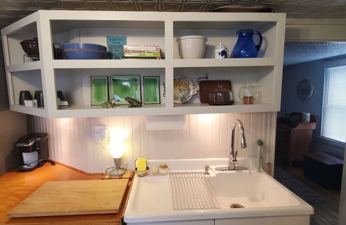 Belfast House | Belfast Village! Walk to shops, restaurants & the waterfront!