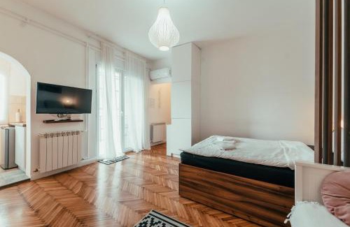 Dorcol Apartment | Belgrade Bliss