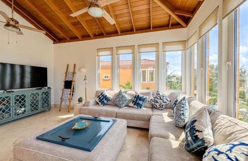 San Pedro Villa | Belizean Cove Estates Beachfront Villas