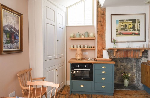 Lyme Regis Cottage | Bell Cliff House