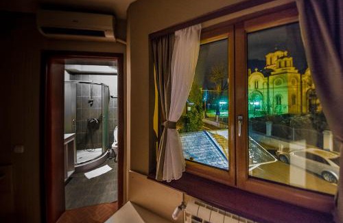 Leskovac Hotel | Bell Inn