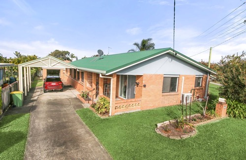 Dicky Beach House | Bell Street 36, Dicky Beach