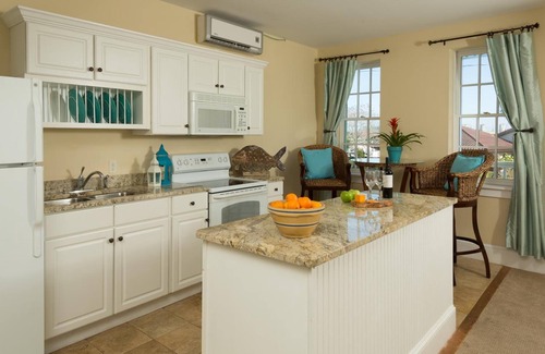 Old Town House | Bella Bay Inn