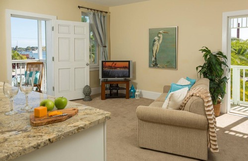 Old Town House | Bella Bay Inn