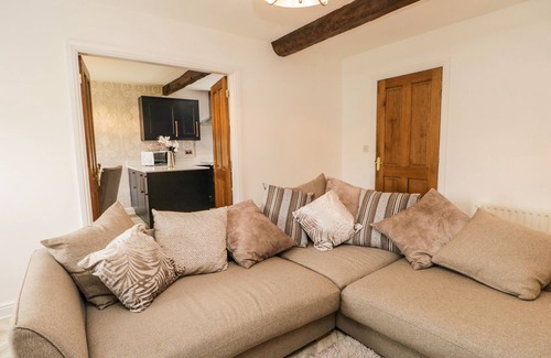 Appleby-in-Westmorland Cottage | BELLA COTTAGE, pet friendly, with open fire in Appleby-In-Westmorland