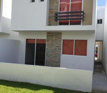Cerritos House | Bella Casa 3 Rec 4 Baños Piscina Playa para 12
