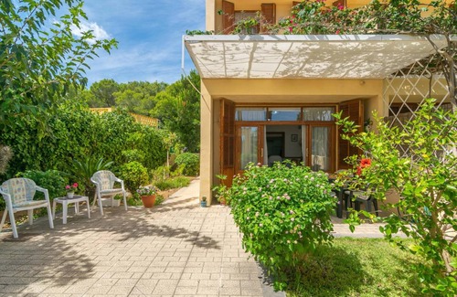 Alcudia House | BELLA