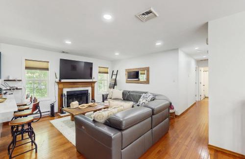East Stroudsburg House | Bella Gema