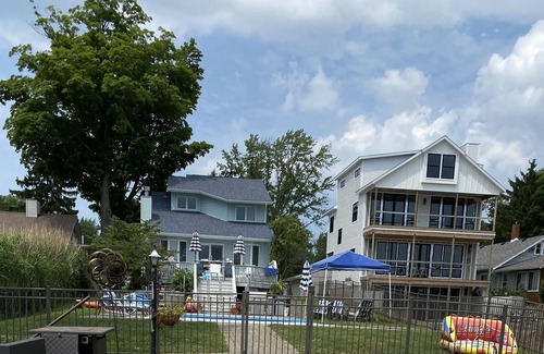 Paw Paw Lake House | Bella Lago on Paw Paw Lake