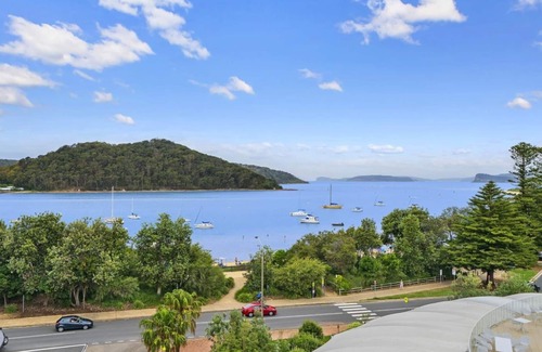 Ettalong Beach House | BELLA MARE - 2 Bedroom Ocean View Terrace Apt