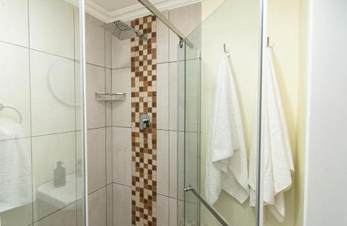Muizenberg Apartment | Bella Muize
