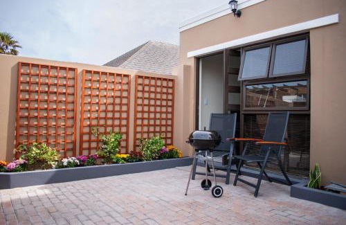 Muizenberg Apartment | Bella Muize