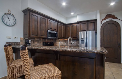 Sandy Beach Condo | Bella Sirena